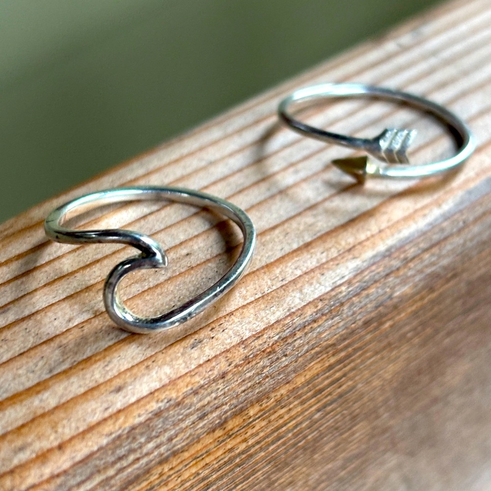 Two Sterling Silver Rings: Arrow and Wave EUC